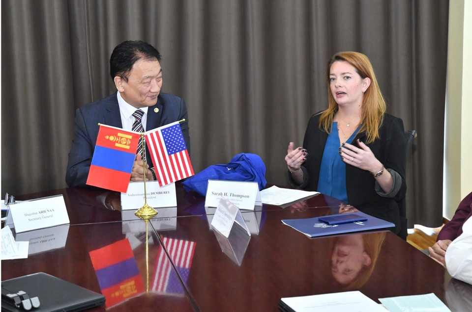 Fulbright Specialist хөтөлбөрийг амжилттай хэрэгжүүллээ. 