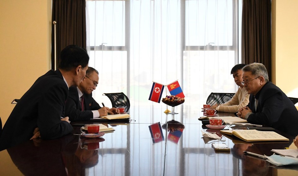 President of the Mongolian Academy of Sciences Regdel D. receives Ambassador of the Democratic People's Republic of Korea O Sung-Ho
